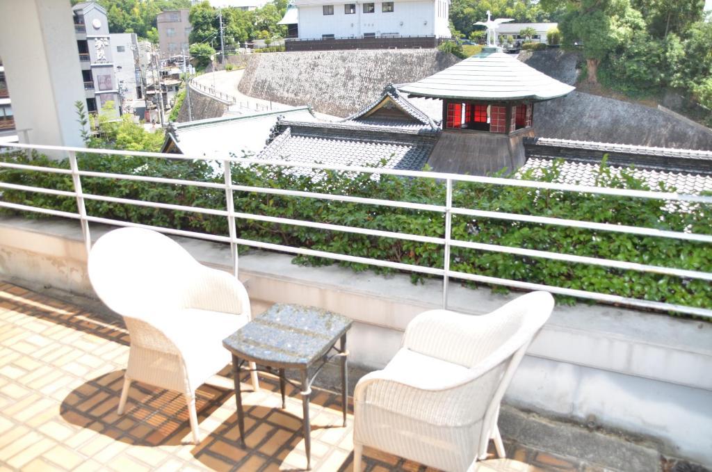 Hotel Patio Dogo Matsuyama  Exterior photo